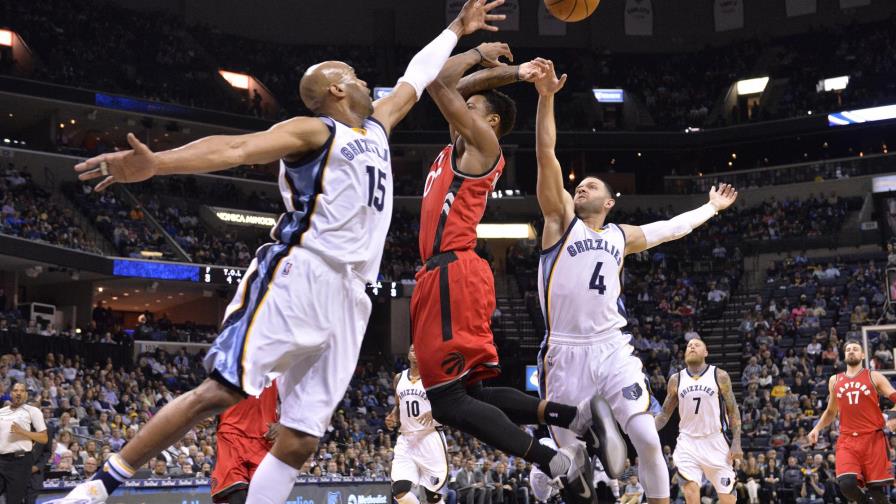 DeMar DeRozan lidera victoria de Toronto sobre Memphis