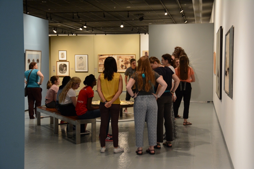 Visitantes a uno de los museos.