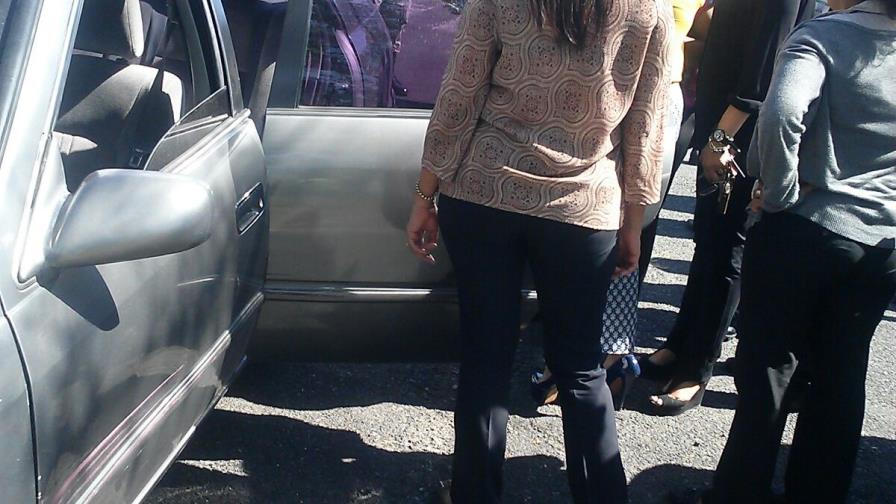 Psicóloga advierte que padre de la niña abandonada en auto podría “nunca superar lo vivido”