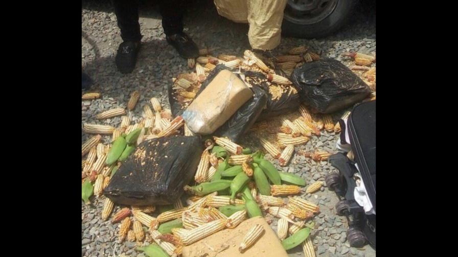 Sargento mayor de la Policía trasladaba 60 libras de marihuana en cargamento de maíz