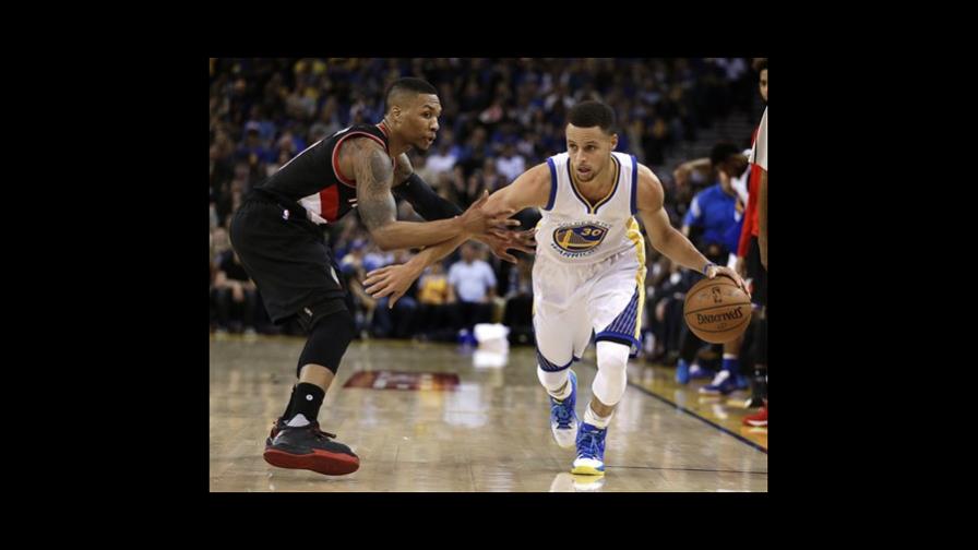 Warriors vencen a Portland y se recuperan de derrota en casa Warriors vencen a Portland y se recuperan de derrota en casa