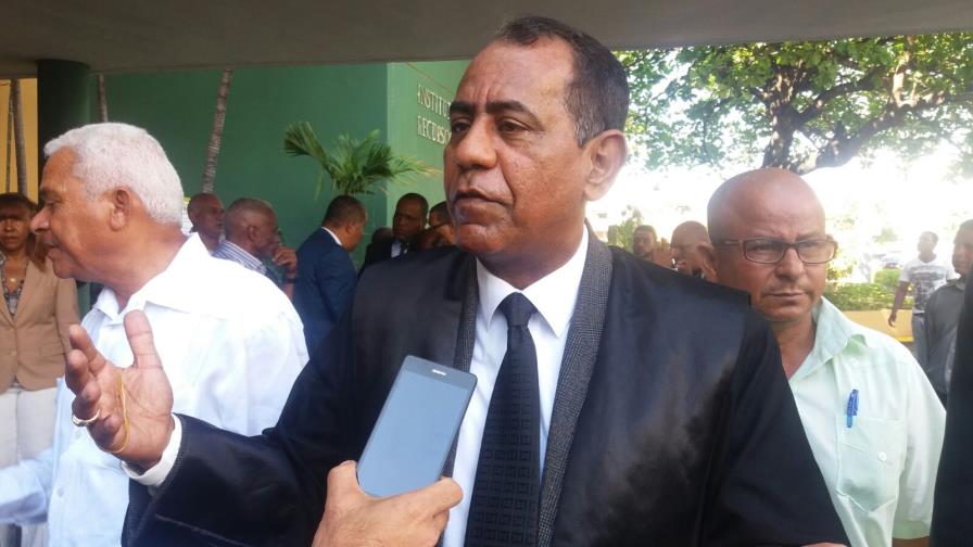 TSE aplaza fallo sobre recurso interpuesto por Tonty Rutinel