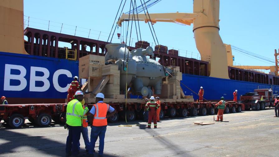 “Plantas a carbón, primeras con tecnología limpia en RD” “Plantas a carbón, primeras con tecnología limpia en RD”