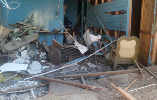 Dos heridos y destrozos tras estallido en lavandería en Higüey