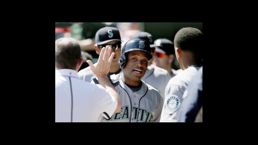 Robinson Canó jonroneó, pero Seattle cayó en Texas Robinson Canó jonroneó, pero Seattle cayó en Texas