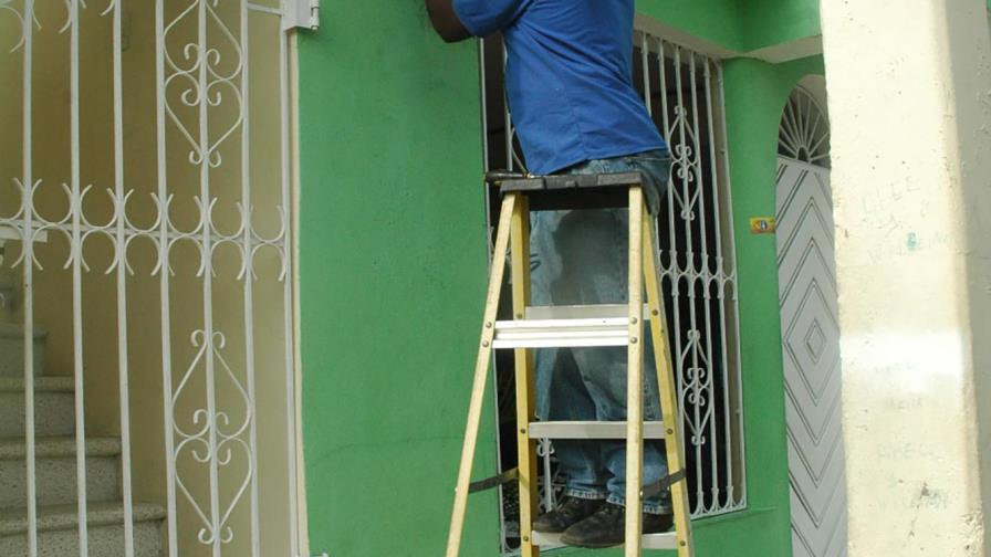 Acreditarán RD$13 millones a clientes del servicio eléctrico por reclamos Acreditarán RD$13 millones a clientes del servicio eléctrico por reclamos