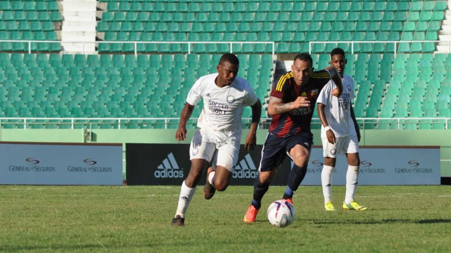 Escogen a Anderson Arias Jugador de la Semana LDF 