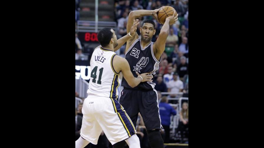 Duncan llega a 1.000 victorias; Spurs vencen a Jazz 