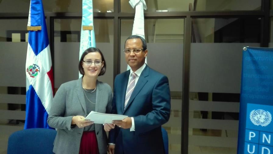 PNUD e Inabima firman acuerdo para mejorar calidad de vida de los maestros