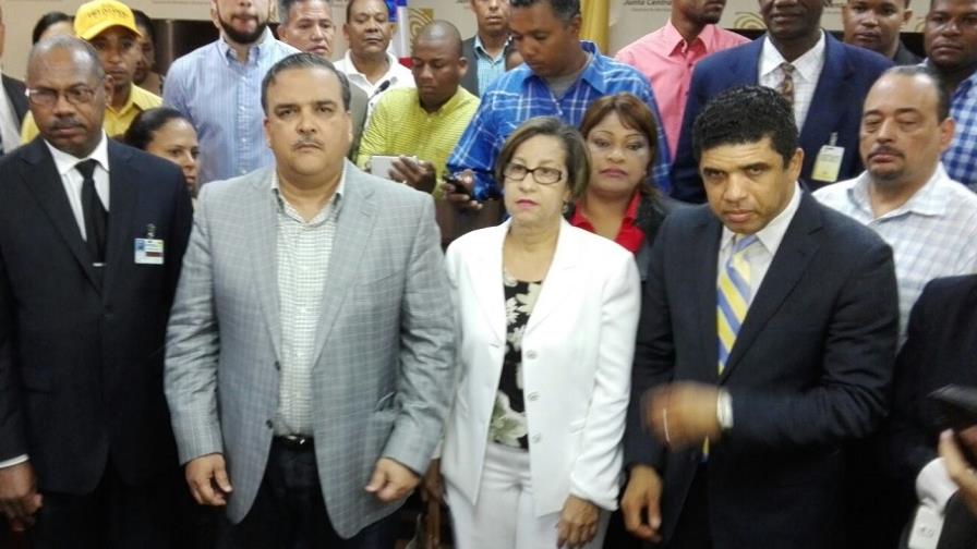 El PQDC denuncia que la JCE objetó candidatura a alcalde de pastor Dio Astacio