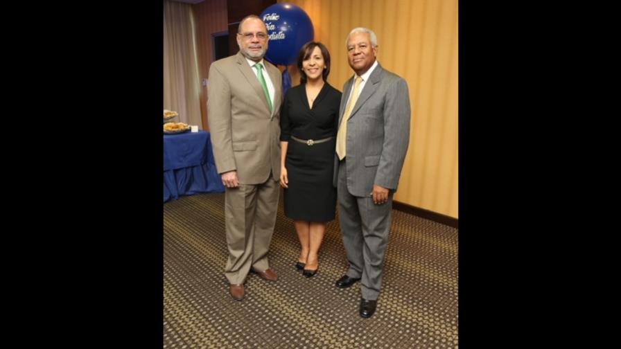 Asociación Popular celebra encuentro con líderes opinión 