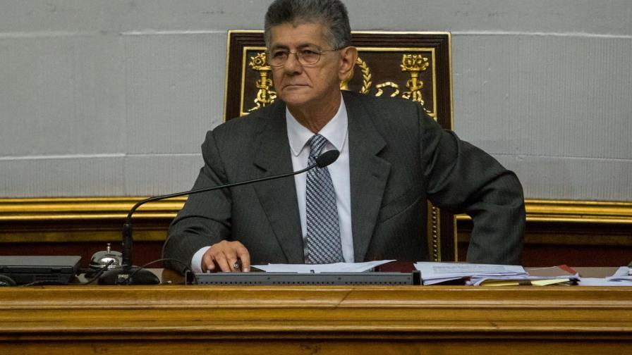 Presidente del Parlamento considera “disparate” reducción de jornada laboral Presidente del Parlamento considera “disparate” reducción de jornada laboral