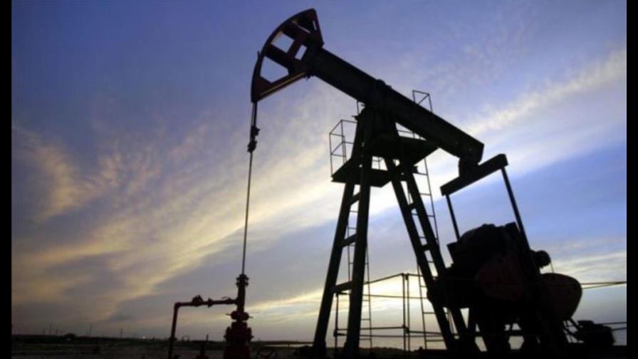 El petróleo de Texas baja un 1,3 % y cierra en 37,26 dólares el barril El petróleo de Texas baja un 1,3 % y cierra en 37,26 dólares el barril