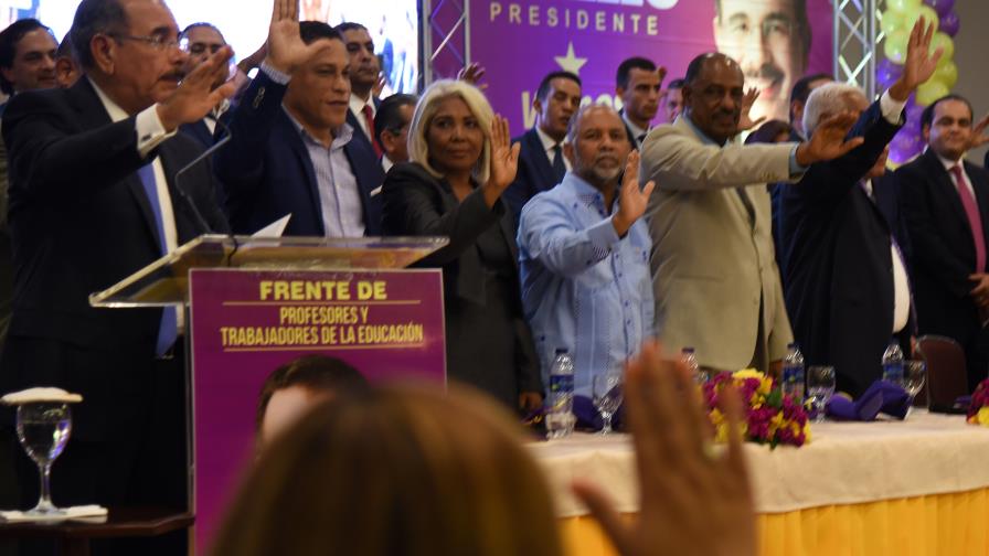 Medina juramentó ayer 2 movimientos