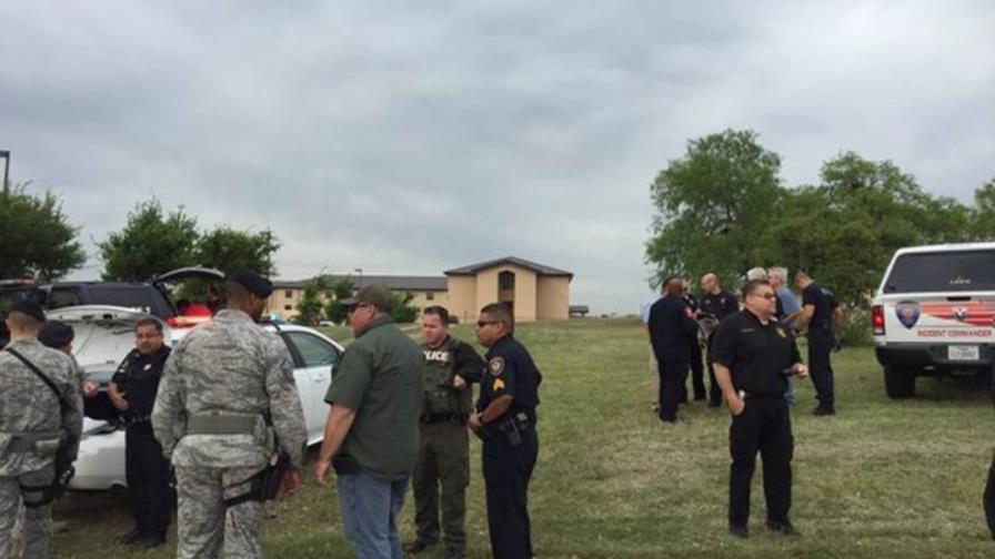 Al menos dos muertos en un tiroteo en una base militar de Texas 