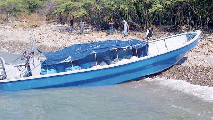 Armada ha detenido a 370 personas por viajes ilegales