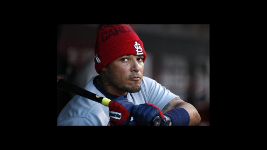 Yadier Molina fijó marca de juegos disputados como receptor de los Cardenales