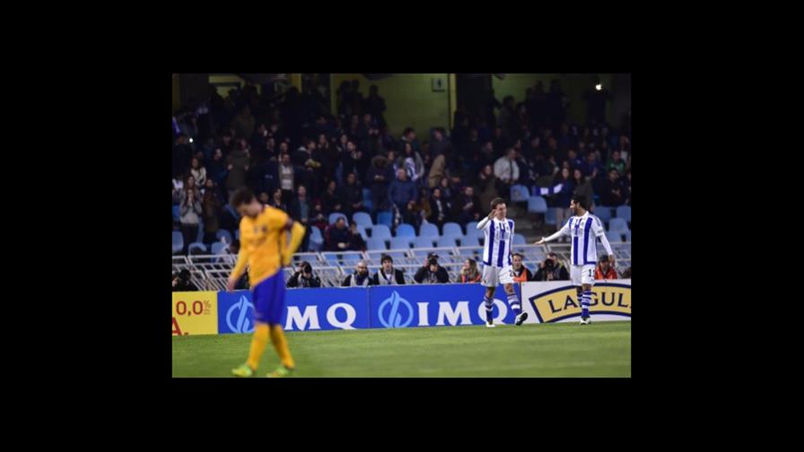 Barcelona vuelve a caer 1-0 en Anoeta y la liga se calienta 