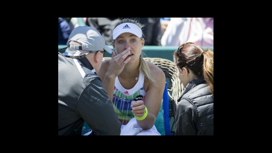 Kerber se retira; Stephens y Vesnina, a final en Charleston 