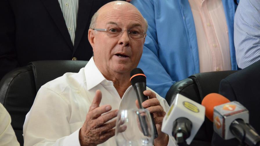 Hipólito Mejía considera que la falta de crédito y el mal manejo del agua afectan la productividad