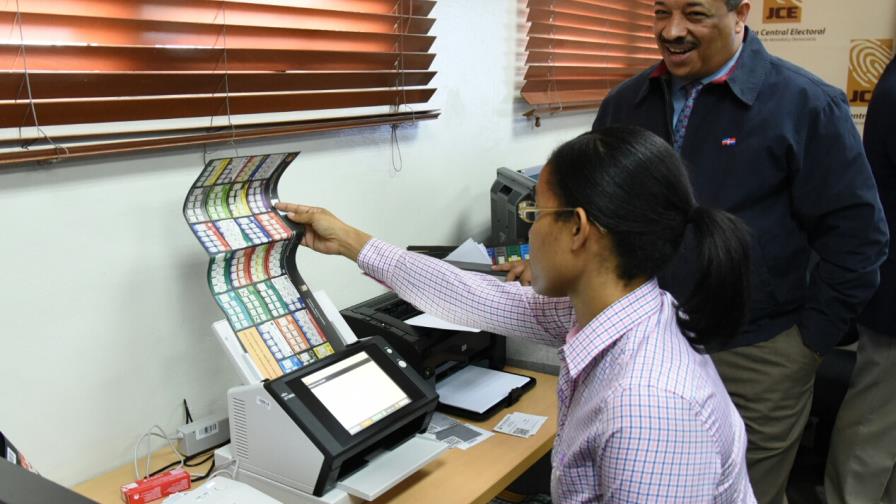 Presidente de la JCE califica de exitosa la prueba del cómputo electoral Presidente de la JCE califica de exitosa la prueba del cómputo electoral