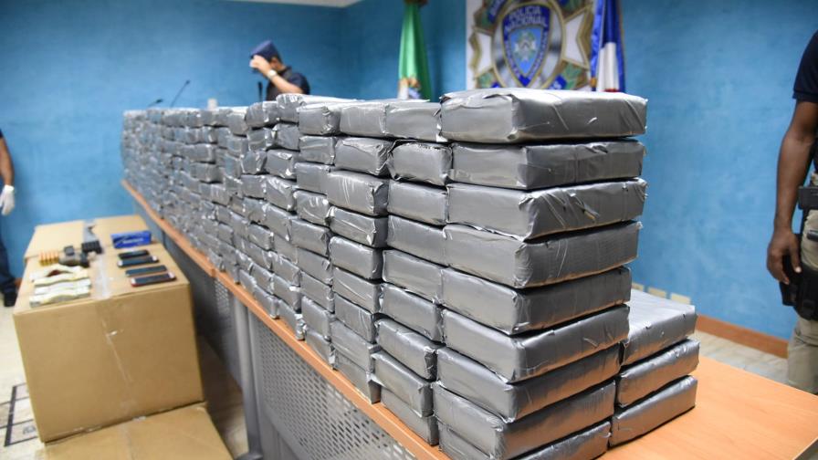 Policía anuncia droga incautada por el Dican son 333.13 kilos de cocaína pura