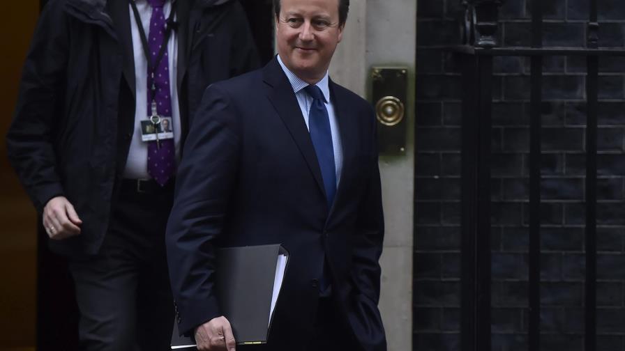 Cameron combate la polémica con nuevas medidas contra la evasión