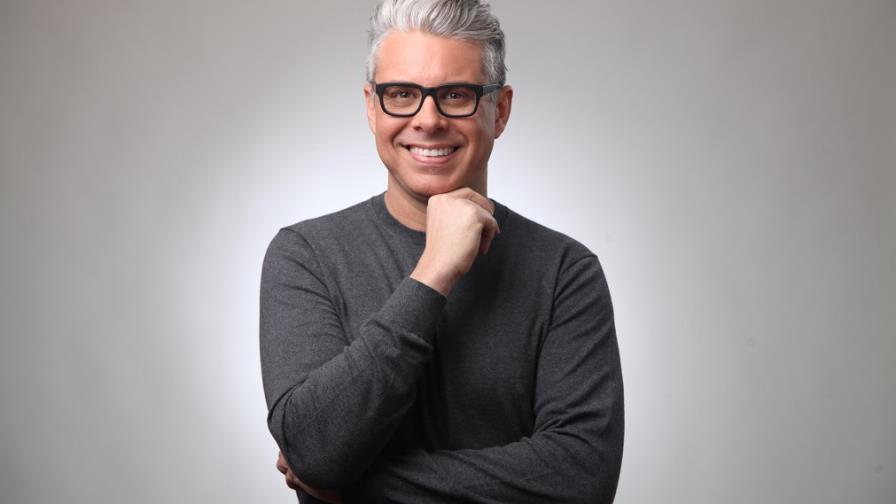 “Volver a Mí”, a cargo de Julio Bevione