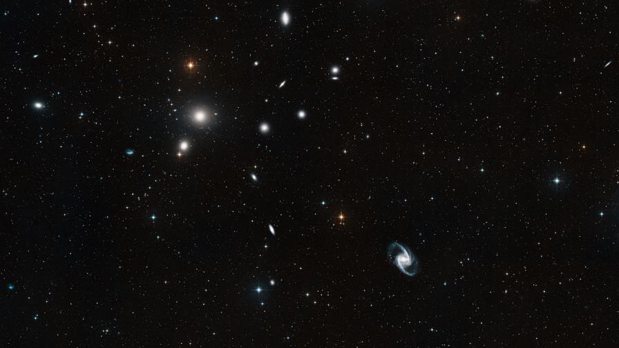 El ESO capta una nueva imagen inédita del cúmulo Fornax