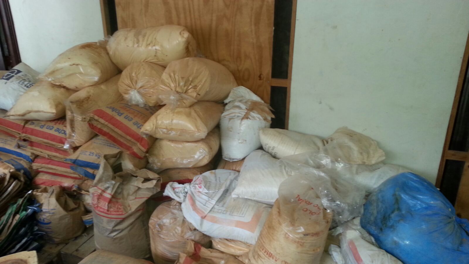 Otros productos decomisados.