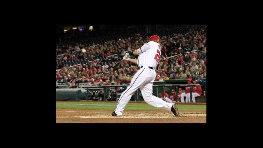 Erick Aybar bateó un hit en el triunfo de Atlanta