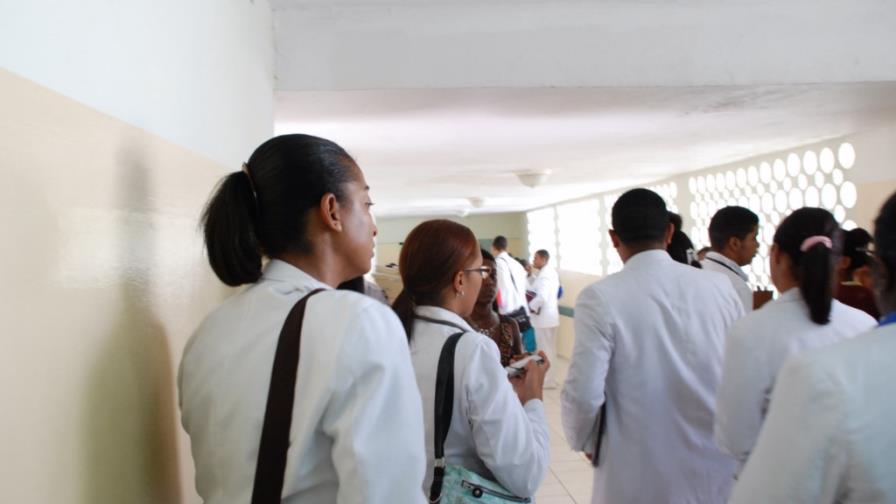 Comienza hoy el diálogo de los gremios del sector salud con el Gobierno Comienza hoy el diálogo de los gremios del sector salud con el Gobierno