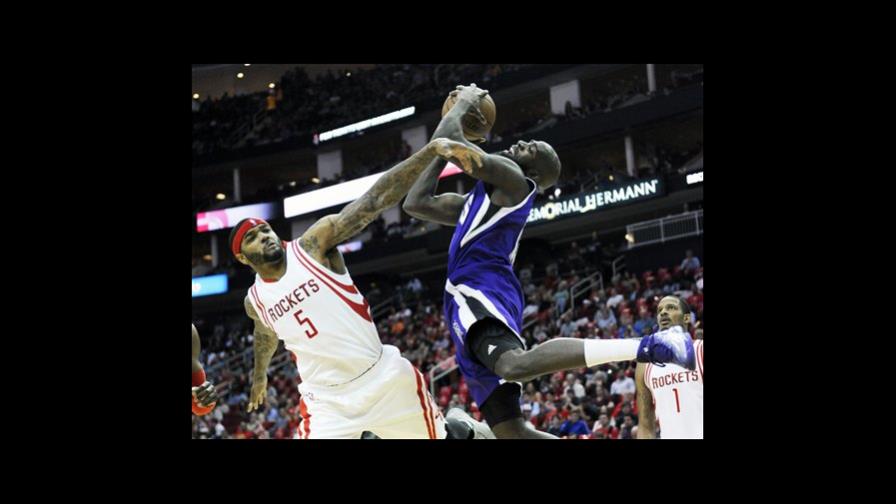 Rockets vence a Kings y asegura lugar en playoffs 