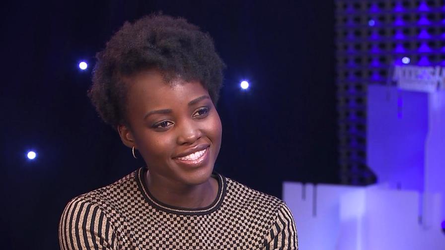 Lupita Nyong’o no tiene televisión; valora más compartir con sus amigos