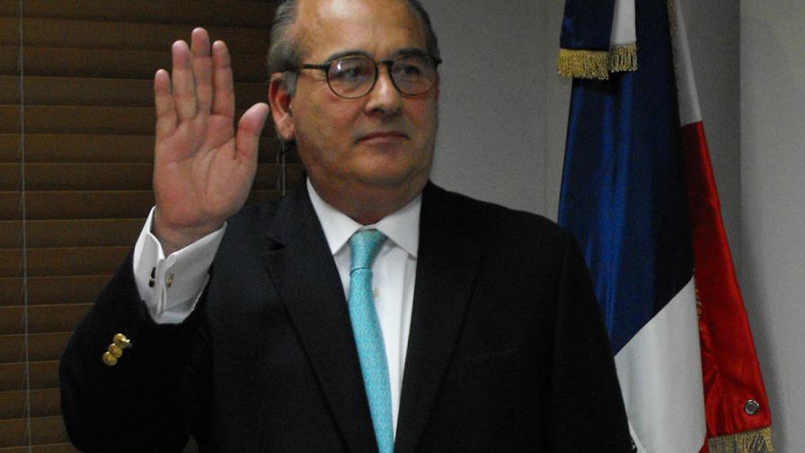 Comisión Económica del PRM dice el Gobierno se excede en niveles de gastos Comisión Económica del PRM dice el Gobierno se excede en niveles de gastos