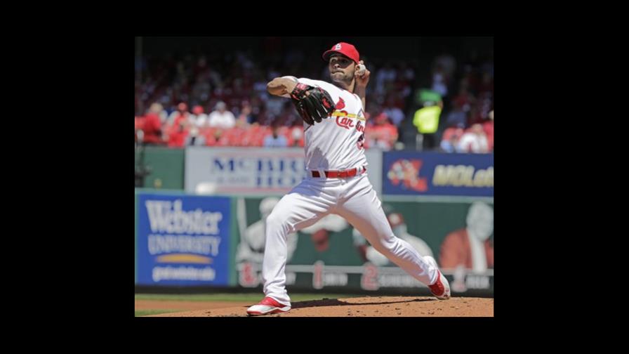 Domingo Santana remolcó, pero Wily Peralta perdió tercer partido Domingo Santana remolcó, pero Wily Peralta perdió tercer partido