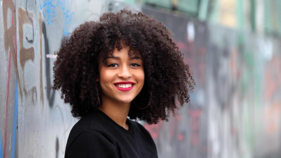 A mi novio no le gusta mi cabello rizado A mi novio no le gusta mi cabello rizado