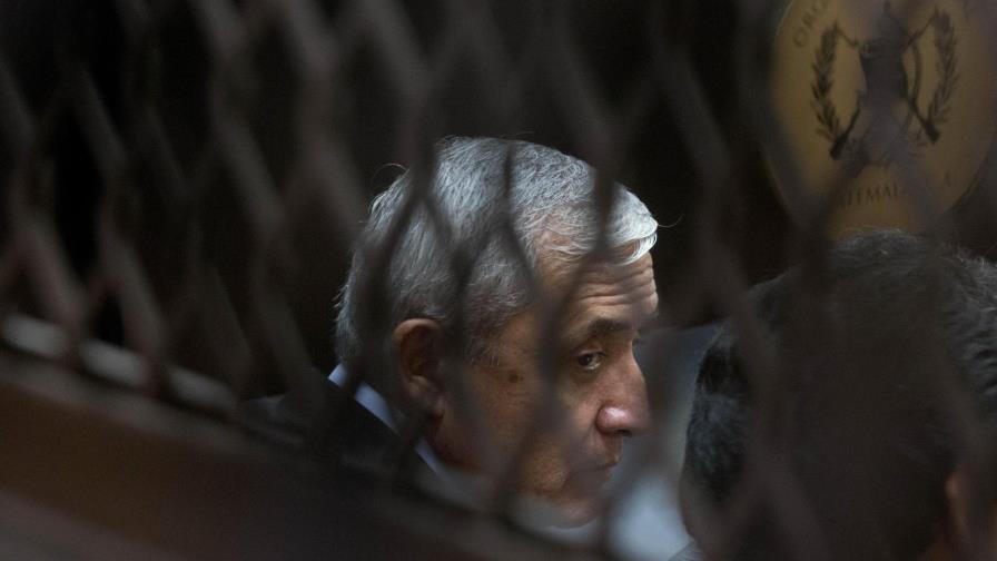 Acusan de nuevo caso por corrupción a Otto Pérez Molina Acusan de nuevo caso por corrupción a Otto Pérez Molina