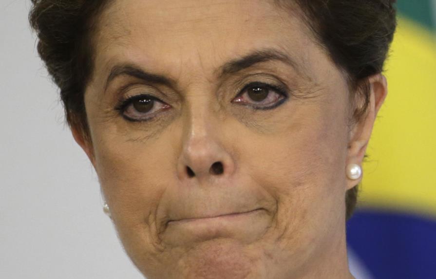 Rousseff pierde batalla judicial y queda a tiro de un juicio político