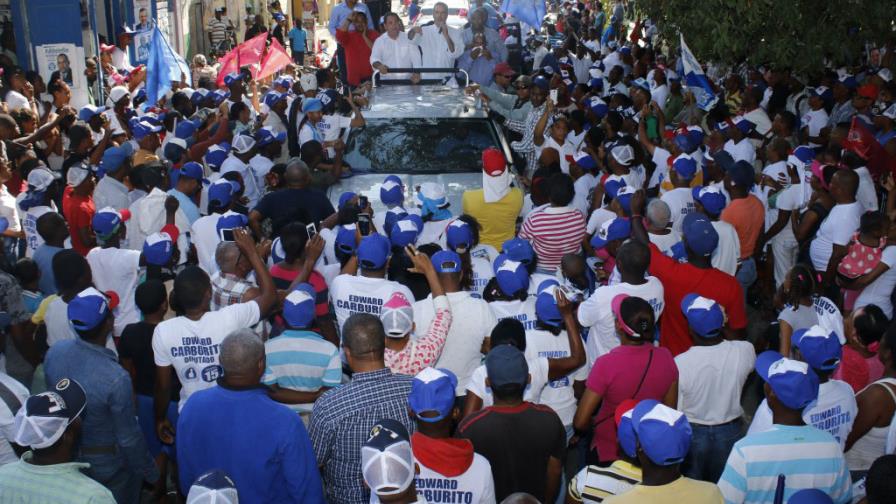 Abinader dice que el pueblo no aguanta más impuestos