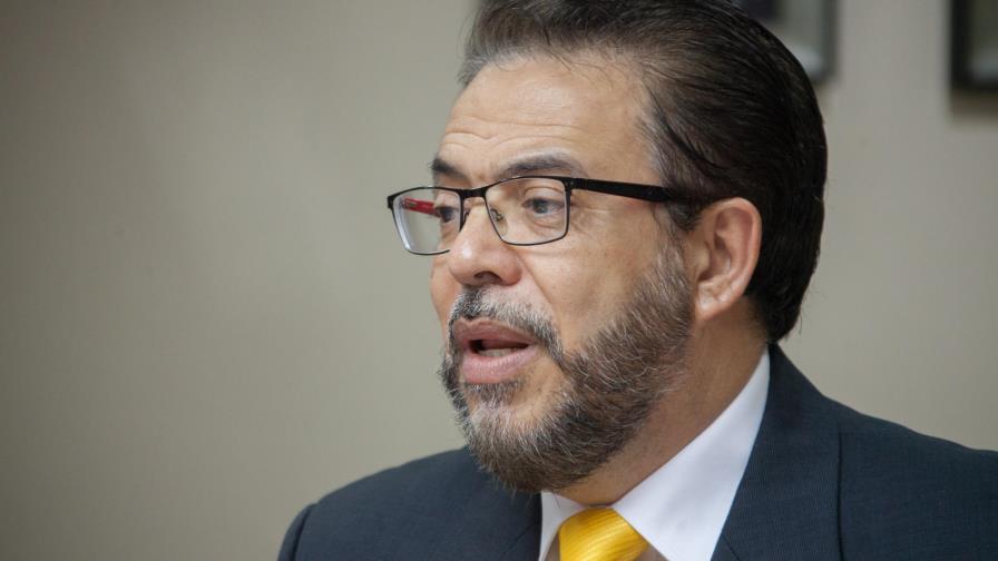 Alianza País solicita a la JCE conteo manual de los votos