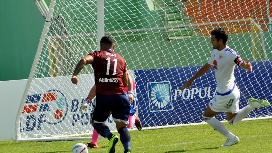 Barcelona Atlético mantiene invicto; derrota 3-2 a Atlético Vega Real