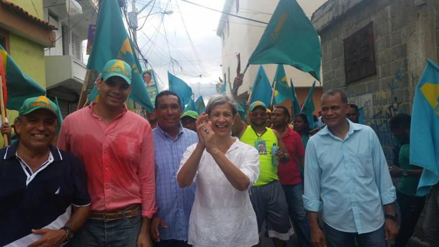 Candidata vicepresidencial de Alpaís rechaza nueva reforma fiscal