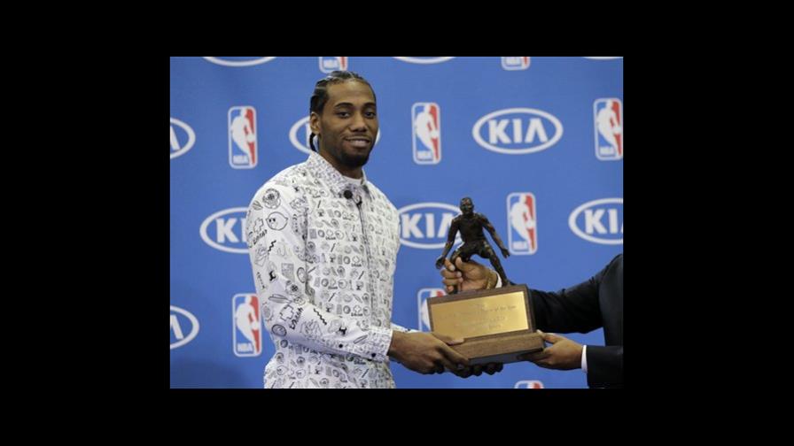 Kawhi Leonard nuevamente el mejor defensor de la NBA Kawhi Leonard nuevamente el mejor defensor de la NBA
