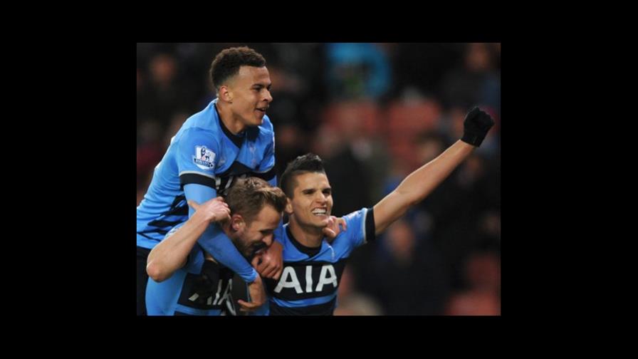 Tottenham se pone a 5 puntos del líder Leicester 