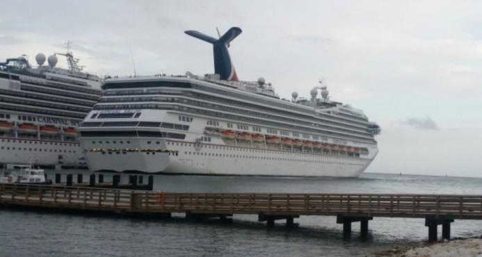 Carnival suspenderá cruceros si Cuba discrimina pasajeros