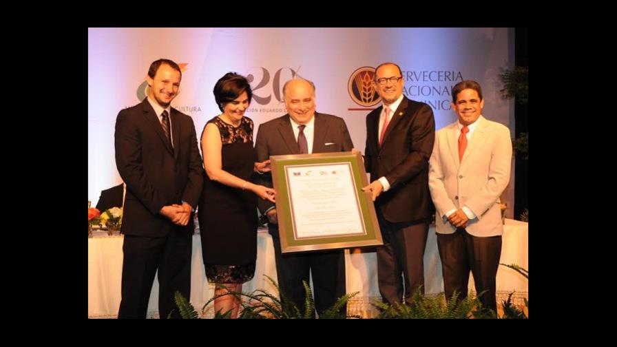 Premio Nacional Feria del Libro se entrega 26 de abril