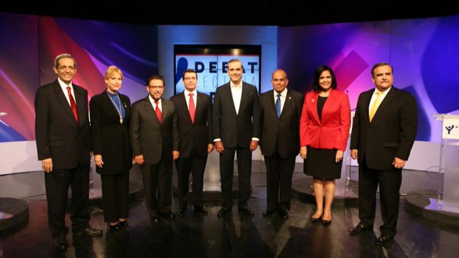 Debate, lenguaje gestual y ocurrencias de candidatos