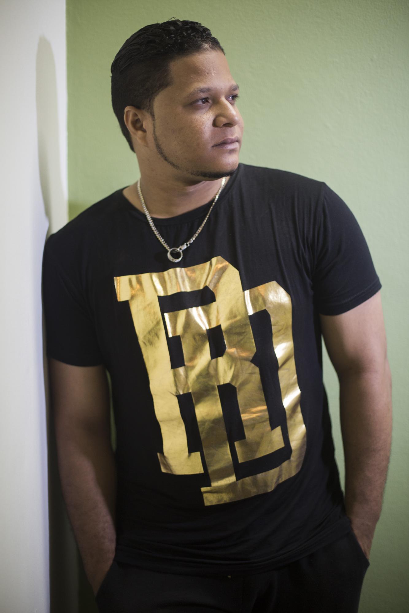 Junior G, cantante cristiano