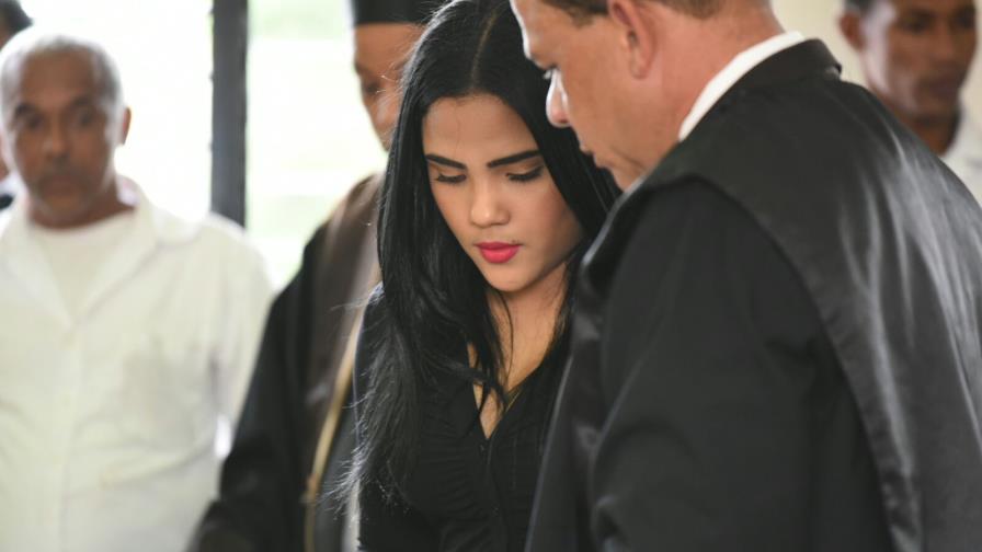 Martha Heredia reaparece con imagen renovada